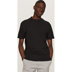 T-shirty męskie: Jednolity t-shirt basic – Czarny