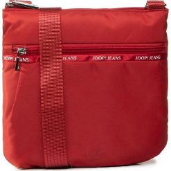 Torebka JOOP! JEANS - Lundei 4130000130 Red 300. Czerwone listonoszki damskie JOOP! Jeans, bez wzorów, z jeansu, bez dodatków. Za 399,00 zł.