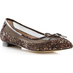Buty damskie. Żółte baleriny damskie Wittchen, bez wzorów, ze skóry, eleganckie, bez obcasa. W wyprzedaży za 149,90 zł.