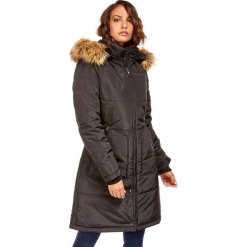 Płaszcz w kolorze czarnym. Czarne płaszcze damskie zimowe marki Snowie Collection, s. W wyprzedaży za 227,95 zł.