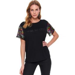 Damski t-shirt z napisem i cekinami. Czarne t-shirty damskie z napisami, z tkaniny, eleganckie. W wyprzedaży za 29,99 zł.
