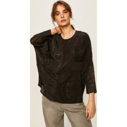 Desigual - Bluzka. Czarne bluzki damskie Desigual, na co dzień, s, z aplikacjami, z poliesteru, z okrągłym kołnierzem, bez rękawów. W wyprzedaży za 299,90 zł.