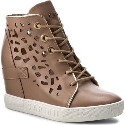 Sneakersy CARINII - B4027/O J98-J16-000-B88. Pomarańczowe półbuty damskie Carinii, ze skóry. W wyprzedaży za 239,00 zł.