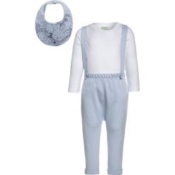 Chinosy chłopięce: Benetton SET Spodnie materiałowe light blue