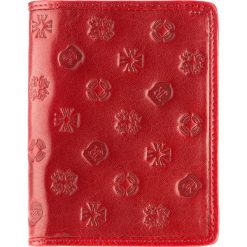 Etui na dokumenty. Czerwone etui damskie Wittchen, ze skóry. W wyprzedaży za 139,90 zł.