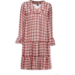 Sukienka bonprix czerwono-czarny w kratę. Czerwone sukienki damskie bonprix, bez wzorów, z dekoltem w serek, bez rękawów. Za 179,99 zł.