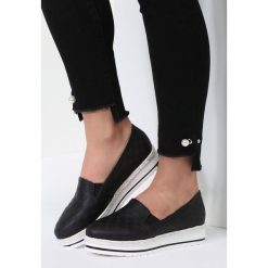 Czarne Slip On Essential Flavour. Czarne trampki i tenisówki damskie marki vices. Za 59,99 zł.