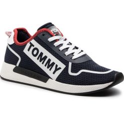 Sneakersy TOMMY JEANS - Technical Details Flexi Sneaker EM0EM00289 Rwb 020. Niebieskie sneakersy męskie Tommy Jeans, na co dzień, bez wzorów, z jeansu, eleganckie, bez zapięcia. Za 449,00 zł.
