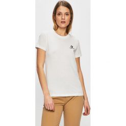 Converse - Top. Białe bluzki damskie Converse, s, z nadrukiem, z bawełny, z okrągłym kołnierzem. W wyprzedaży za 79,90 zł.