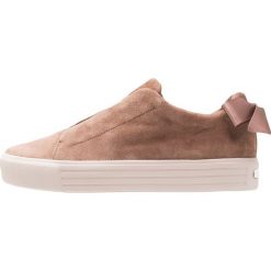 Kennel + Schmenger UP Sneakersy niskie cedar/creme. Szare trampki i tenisówki damskie marki Kennel + Schmenger, bez wzorów, ze skóry, bez zapięcia. Za 1029,00 zł.