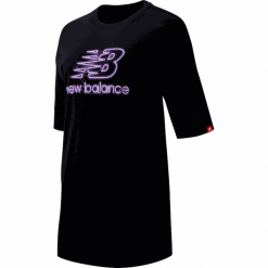 New Balance WT01537BK. Koszulki damskie New Balance, na co dzień, xl, bez wzorów, z bawełny, klasyczne, z klasycznym kołnierzykiem, bez rękawów. W wyprzedaży za 79,99 zł.