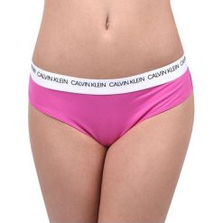 Calvin Klein Stroje kąpielowe Brazilian Hipster CK Logo KW0KW00629 -658 Floks Pink (rozmiar S). Różowe stroje kąpielowe damskie Calvin Klein, s, bez wzorów. W wyprzedaży za 129,00 zł.