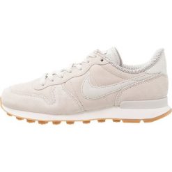 Tenisówki damskie: Nike Sportswear INTERNATIONALIST Tenisówki i Trampki light bone/phantom/sail light brown