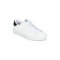 Buty Victoria DEPORTIVO PIEL. Białe trampki i tenisówki damskie Victoria, bez wzorów, bez zapięcia. Za 209,30 zł.