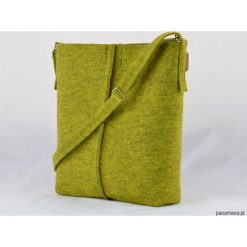 Torebka - Minimalistyczna z paskiem Limonkowa. Szare torebki klasyczne damskie marki Pakamera, w paski, na ramię, bez dodatków. Za 89,00 zł.