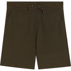 Bermudy jogging z piki. Brązowe bermudy męskie marki Pull&Bear, m. Za 69,90 zł.