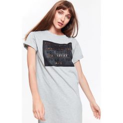 SUKIENKA DAMSKA, MINI, O LUŹNYM KROJU, Z KRÓTKIM RĘKAWEM. Szare sukienki balowe Top Secret, na lato, z krótkim rękawem, mini. Za 44,99 zł.
