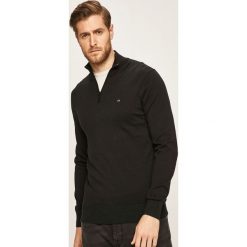 Calvin Klein - Sweter. Czarne swetry męskie Calvin Klein, s, bez wzorów, z jedwabiu, bez kołnierzyka, bez kaptura. Za 499,90 zł.