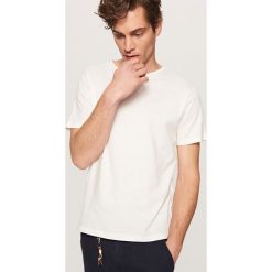 T-shirty męskie: Gładki t-shirt z lnem – Kremowy