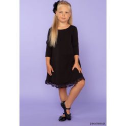 Elegancka sukienka z koronką, TD25_2, czarny. Czarne sukienki dziewczęce dzianinowe marki Pakamera, w koronkowe wzory, eleganckie. Za 89,00 zł.