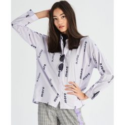 Koszula oversize - Fioletowy. Fioletowe koszule damskie Sinsay, s, bez wzorów, bez kołnierzyka, bez rękawów. W wyprzedaży za 29,99 zł.