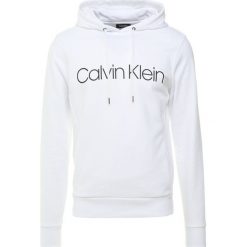 Bluzy męskie: Calvin Klein KAMS HOODY Bluza z kapturem white