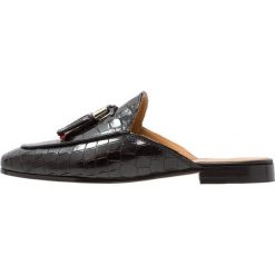 Chodaki damskie: Melvin & Hamilton SCARLETT Klapki black/red