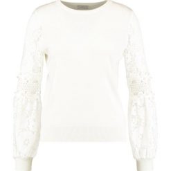 Swetry klasyczne damskie: Navy London MACI Sweter white