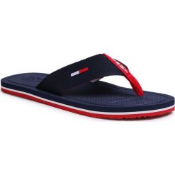 Japonki TOMMY JEANS - Comfort Footbed Beach Sandal EM0EM00434 Rwb 0KP. Niebieskie klapki męskie Tommy Jeans, bez wzorów, z jeansu. W wyprzedaży za 139,00 zł.