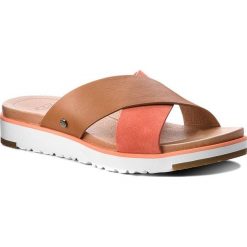 Klapki UGG - W Kari 1090383 W/Fcrl. Klapki damskie Ugg. W wyprzedaży za 279,00 zł.
