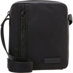 Calvin Klein ADAM Torba na ramię black. Czarne torby na ramię męskie marki Calvin Klein. W wyprzedaży za 223,20 zł.