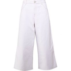 PS by Paul Smith Jeansy Dzwony offwhite. Białe jeansy damskie marki PS by Paul Smith. W wyprzedaży za 419,60 zł.