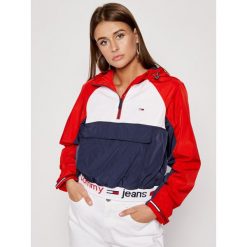 Kurtka przejściowa Tommy Jeans Branded Hem Popover DW0DW08026. Kurtki damskie Tommy Jeans, m, bez wzorów, z jeansu, bez kaptura. Za 769,00 zł.