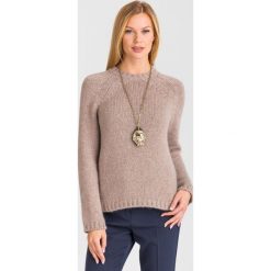SWETER SATURNO KASZMIROWY WEEKEND MAX MARA. Brązowe swetry damskie Weekend Max Mara, s, bez wzorów, z kaszmiru, bez rękawów, bez kaptura. Za 977,40 zł.