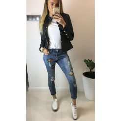 HOT SEXY JEANS NASZYWKI DZIURY M. Spodnie damskie LIGARI, na co dzień, m, z aplikacjami, z bawełny, casualowe, bez kołnierzyka, bez rękawów. Za 99,99 zł.
