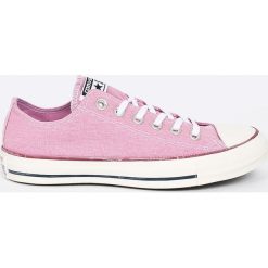 Converse - Tenisówki. Różowe trampki i tenisówki damskie Converse, bez wzorów, z materiału, na sznurówki. W wyprzedaży za 159,90 zł.