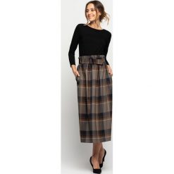 Spódnica midi w kratę RABARBAR. Szare spódniczki damskie RABARBAR, na co dzień, bez wzorów, biznesowe, długie, midi, rozkloszowane. Za 289,00 zł.