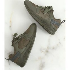 Buty sportowe zielone 520-7 GREEN. Zielone buty sportowe damskie obuwie damskie, z tkaniny. Za 41,94 zł.