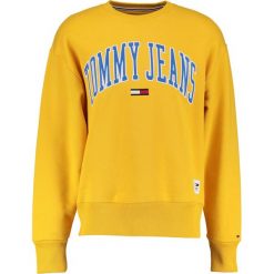 Tommy Jeans COLLEGIATE Bluza old gold. Żółte bluzy męskie marki Tommy Jeans, xl, z bawełny. Za 399,00 zł.
