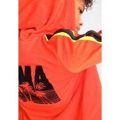 Kurtki sportowe damskie: Fenty PUMA by Rihanna FITTED TEARAWAY TRACK Kurtka sportowa cherry tomato
