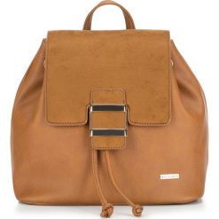 Plecak damski. Pomarańczowe plecaki damskie Wittchen, bez wzorów, z zamszu, eleganckie. W wyprzedaży za 179,90 zł.