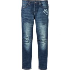 Dżinsy ze stretchem Regular Fit Tapered bonprix ciemnoniebieski "used". Niebieskie jeansy męskie bonprix, m, z nadrukiem. Za 54,99 zł.