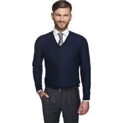 Swetry klasyczne męskie: sweter solvay w serek granatowy
