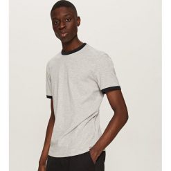 Gładki T-shirt Basic - Jasny szar. Szare t-shirty męskie Reserved, l. Za 19,99 zł.