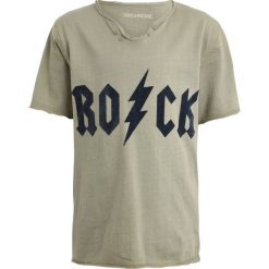 Zadig & Voltaire TUNESISCHER KRAGEN Tshirt z nadrukiem kaki. Brązowe t-shirty chłopięce marki Zadig & Voltaire, z nadrukiem, z bawełny. Za 179,00 zł.