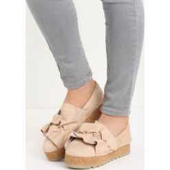 Beżowe Slip On Dishonest. Brązowe trampki damskie slip on Born2be, z materiału. Za 39,99 zł.