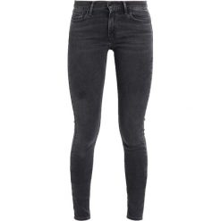 Levi's® INNOVATION SUPER SKINNY Jeans Skinny Fit fancy that. Czerwone rurki damskie marki Selected Femme, z bawełny. Za 399,00 zł.