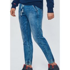 Denimowe joggery - Niebieski. Niebieskie bez kategorii marki Cropp, m, z jeansu. W wyprzedaży za 49,99 zł.