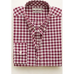 Mango Man - Koszula Vichot. Różowe koszule męskie na spinki Mango Man, l, w kratkę, z bawełny, button down, z długim rękawem. Za 139,90 zł.