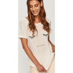 Answear - T-shirt Answear Lab. Białe bluzki damskie ANSWEAR, s, z aplikacjami, z bawełny, casualowe, z okrągłym kołnierzem. Za 49,90 zł.